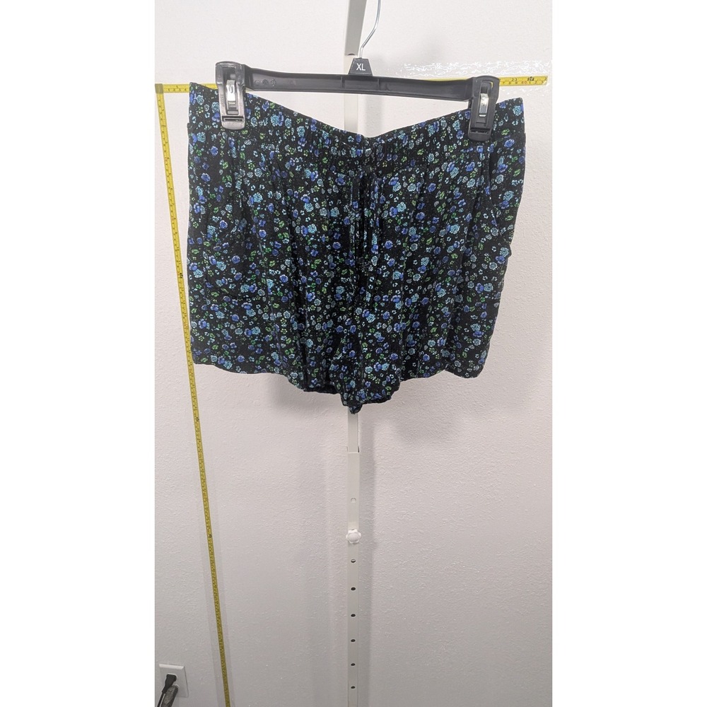 BeBop Womens Black Blue Floral Smocked Waist Pull On Shorts Large
